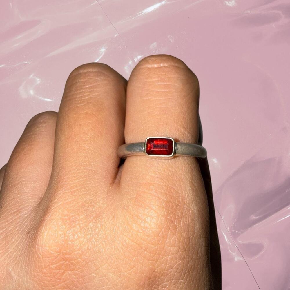 Vintage grunge goth red garnet 925 Sterling Silver ring Size 7